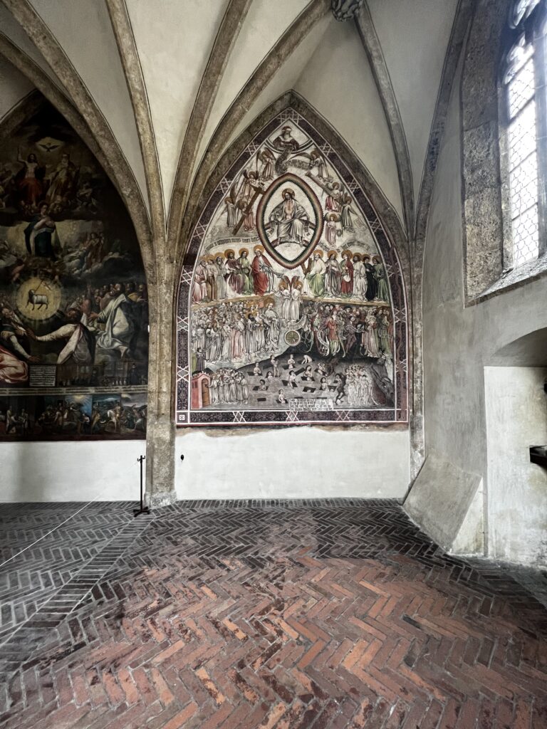 Fresko vom Jüngsten Gericht in St. Magdalena