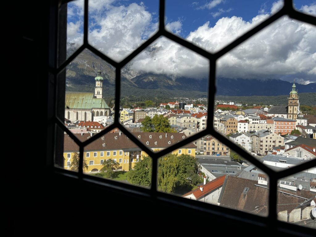 Blick vom Turm der Burg Hasegg mit dem Münzmuseum